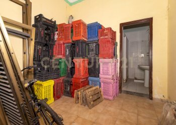 Via IV Novembre 17 Adrano (23).jpg - Commercial Premises Via IV Novembre 13, Adrano - photo 23