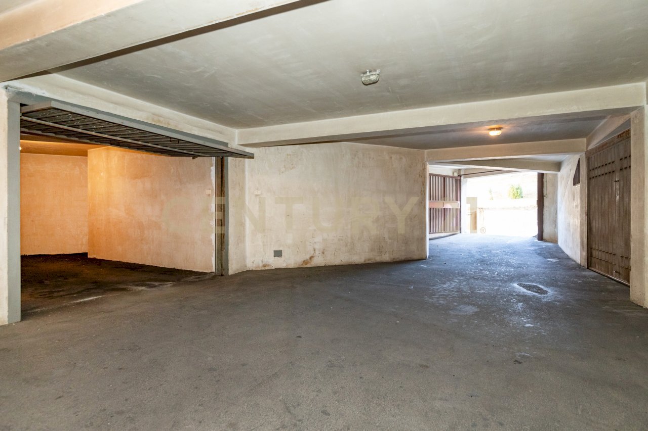 Via A.Gramsci 66 Gravina (66).jpg - Box Via Antonio Gramsci 73/A, Gravina di Catania - foto 1