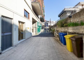 Via A.Gramsci 66 Gravina (64).jpg - Box Via Antonio Gramsci 73/A, Gravina di Catania - foto 5