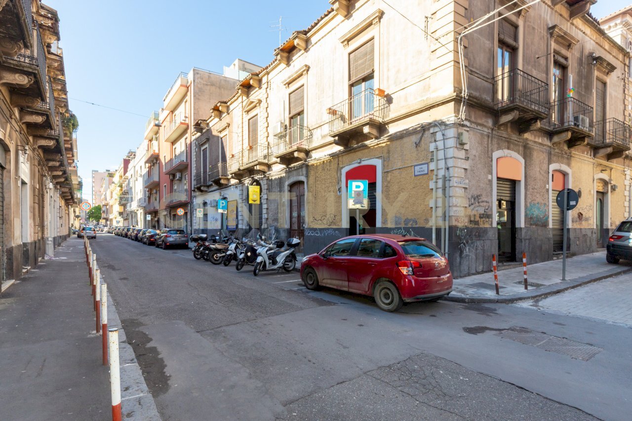 Via Firenze 130 ct (3).jpg - Non Alimentare Via Firenze 130, Catania - foto 1
