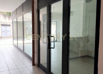 1.jpg - Locale Commerciale Piazza Primo Wongher 17, Monte Argentario - foto 10