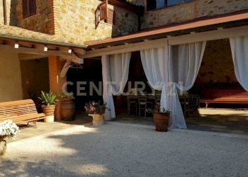 PHOTO-2025-09-29-11-13-44 (15).jpg - Villa Località Poggio Murella 68, Manciano - foto 1