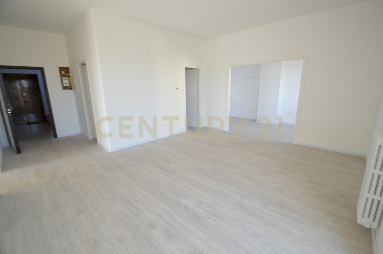 DSC_0643.JPG - Appartamento Viale Giulio Cesare 3, Grosseto - foto 3