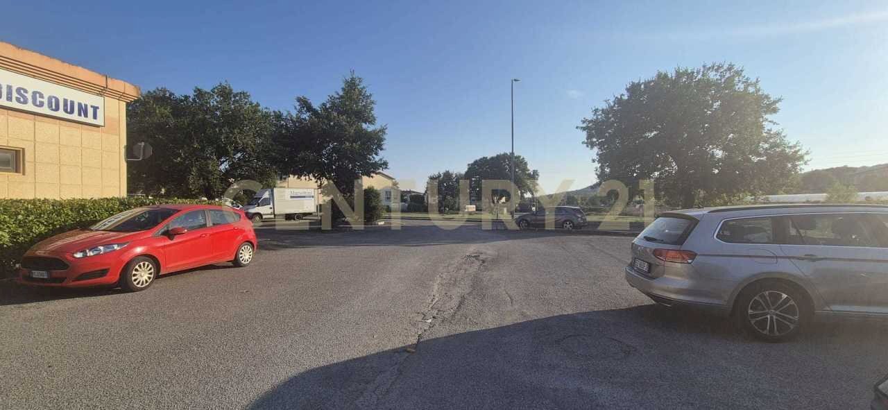 foto 3.jpeg - Locale Commerciale Via Franco Borgo, Civitella Paganico - foto 3