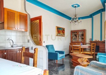 1 cucina e living(2).jpg - Four-room apartment Piazza Fratelli Cervi 10, Abbadia San Salvatore - photo 1