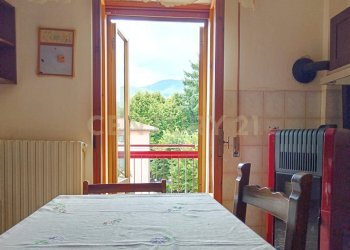 1 cucina e living(1).jpg - Four-room apartment Piazza Fratelli Cervi 10, Abbadia San Salvatore - photo 6