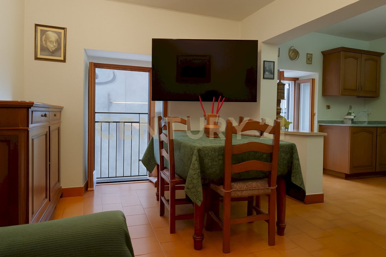 3 CUCINA E SALOTTO(4).png - Appartamento Via La Marmora, Abbadia San Salvatore - foto 1