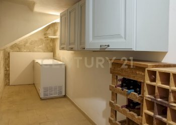 7 CANTINA E GARAGE(1).png - Appartamento Via La Marmora, Abbadia San Salvatore - foto 10