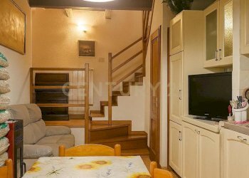 1 SALOTTO E CUCINA.png.jpg - Appartamento via mazzini  2, Abbadia San Salvatore - foto 20