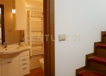 4 BAGNO PRIMO PIANO.png - Appartamento via mazzini  2, Abbadia San Salvatore - foto 22