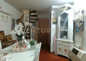 IMG_20250714_182233_edit_239362389255266.jpg - Loft Via Sabatini 30, Abbadia San Salvatore - foto 27