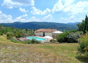 01A ESTERNO.jpg - Villa Via Case Raspini 2, Santa Fiora - foto 2