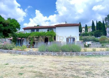 M) ESTERNO E PATIO (3).jpg - Villa Via Case Raspini 2, Santa Fiora - foto 3