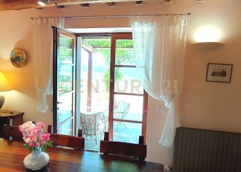 A) SALOTTO.jpg - Villa Via Case Raspini 2, Santa Fiora - foto 5