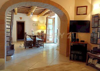 A) SALOTTO (2).jpg - Villa Via Case Raspini 2, Santa Fiora - foto 9