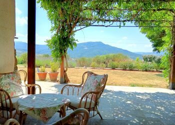 E) ESTERNO (1).jpg - Villa Via Case Raspini 2, Santa Fiora - foto 11