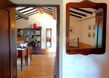 G) CAMERA (3).jpg - Villa Via Case Raspini 2, Santa Fiora - foto 12