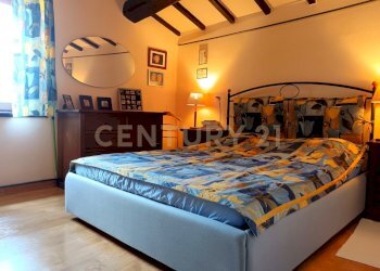 H) CAMERA 2 (3).jpg - Villa Via Case Raspini 2, Santa Fiora - foto 14