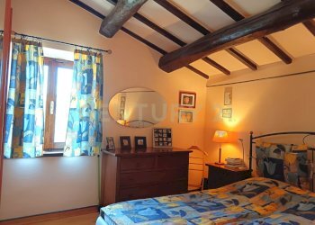 H) CAMERA 2 (7).jpg - Villa Via Case Raspini 2, Santa Fiora - foto 20