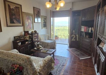 foto soggiorno.jpeg - Appartamento Via degli Olivi 1, Civitella Paganico - foto 4