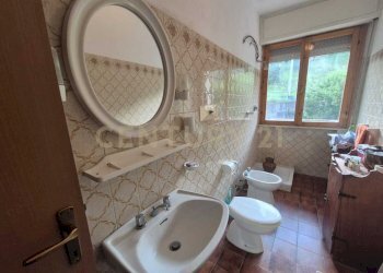 secondo bagno 1.jpeg - Appartamento Via degli Olivi 1, Civitella Paganico - foto 15