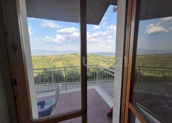 terrazza cucina 1.jpeg - Appartamento Via degli Olivi 1, Civitella Paganico - foto 18