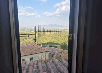 affaccio con panorama 1.jpeg - Quadrilocale Piazza Porta Conti 7, Civitella Paganico - foto 18