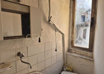 wc 2.jpeg - Quadrilocale Piazza Porta Conti 7, Civitella Paganico - foto 29