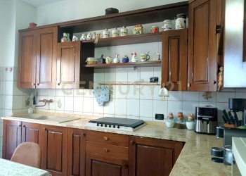 3 CUCINA (5).jpeg - Appartamento Via Serdini 89, Abbadia San Salvatore - foto 12