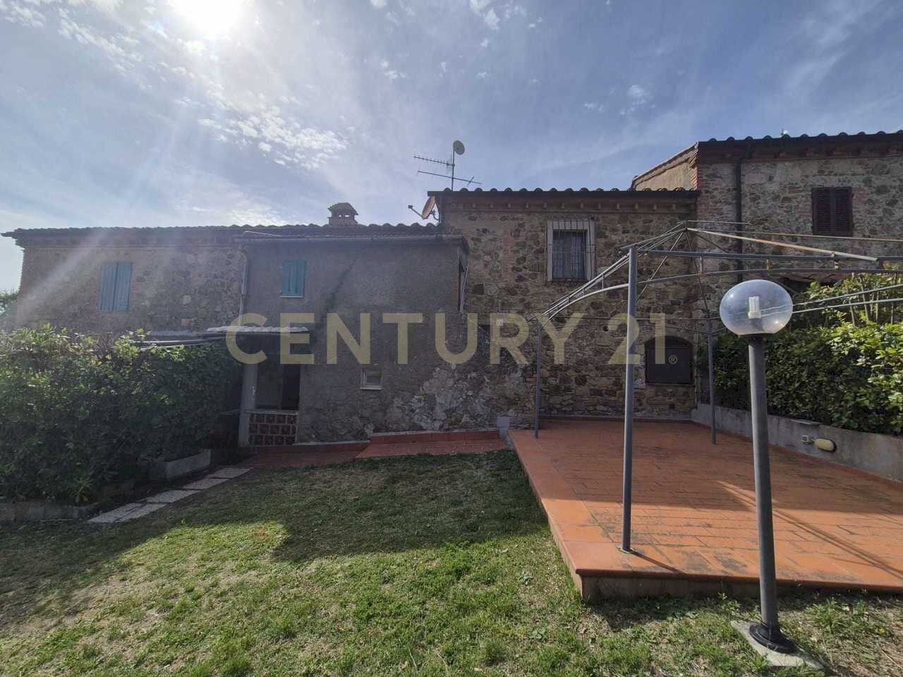 facciata con veranda 2.jpeg - Casa indipendente località ripoli, Civitella Paganico - foto 3