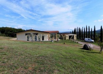 Sala degustazione e laboratori.jpg - Casale steccaia snc, Civitella Paganico - foto 6