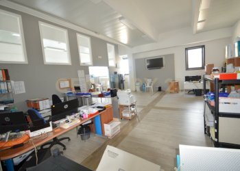 DSC_0001.JPG - Ufficio Via Ambra 33/A, Grosseto - foto 2