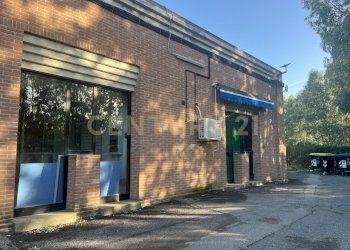 vista esterna retro.jpg - Commercial Premises Via Ponte Giorgini, Castiglione della Pescaia - photo 6