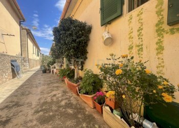 esterno.jpg - Trilocale Via delle Pile 29, Monte Argentario - foto 5