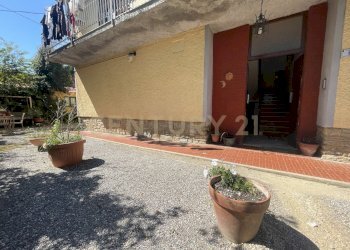 esterno2.jpg - Porzione di casa Strada Vicinale dei Bagnacci 1, Orbetello - foto 3
