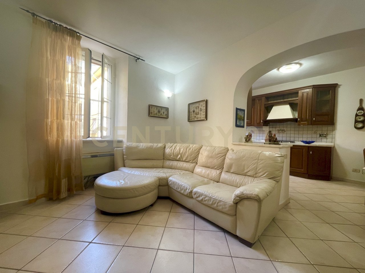 living3.jpg - Appartamento Via Vincenzo Gioberti 119, Orbetello - foto 2