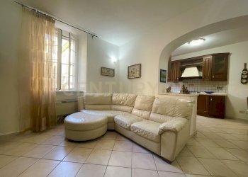 living3.jpg - Appartamento Via Vincenzo Gioberti 119, Orbetello - foto 2