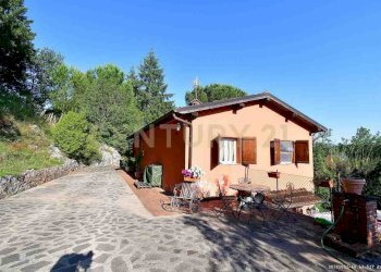 facciata - Villa Via di Gromignana 80, Coreglia Antelminelli - foto 1