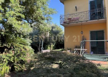 Esterno - Villa Via delle Ville Lucchesi 1907, Lucca - foto 2