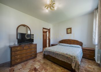 Camera matr.2 - Appartamento Via del Popolo 138/B, Lucca - foto 17