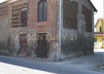 Angolare fronte1.JPG - Capannone Via Romana Ovest 342, Porcari - foto 5