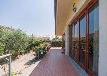 esterno1 - Villa Via Romana Ovest 369, Porcari - foto 9