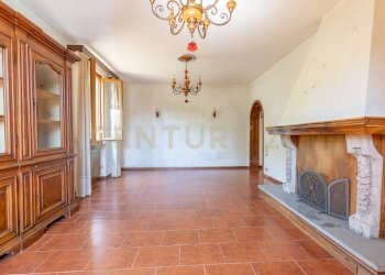 Soggiorno Sala - Casa indipendente Via Salita  18, Borgo a Mozzano - foto 26