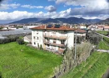 DJI_20250316102824_0004_V.JPG - Appartamento Via di Campo 24, Pescia - foto 2