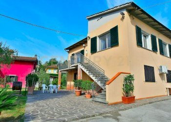 0191020-3 Camigliano (48).JPG - Appartamento Via Stradone di Camigliano 123, Capannori - foto 1