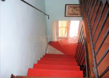 Vano scale 2P.jpg - Independent house Via dei Pozzetti 23, Borgo a Mozzano - photo 24