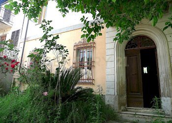 2024_05_20240517132243-844536-2.jpg - Casa indipendente Via Pedona 14, Barga - foto 1