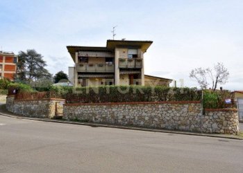 20230331170630-746586-2.jpg - Independent house Via Vincenzo Bellini 14, Montecatini-Terme - photo 1