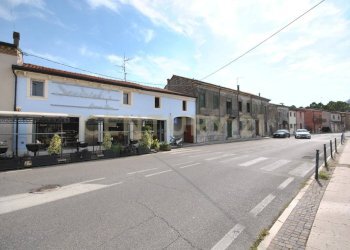 Albaredo d\'adige via Chiesa da ristrutturare (18). - Porzione di casa Via Chiesa 58, Albaredo d'Adige - foto 8