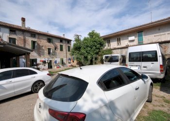 Albaredo d\'adige via Chiesa da ristrutturare (9).J - Porzione di casa Via Chiesa 58, Albaredo d'Adige - foto 12